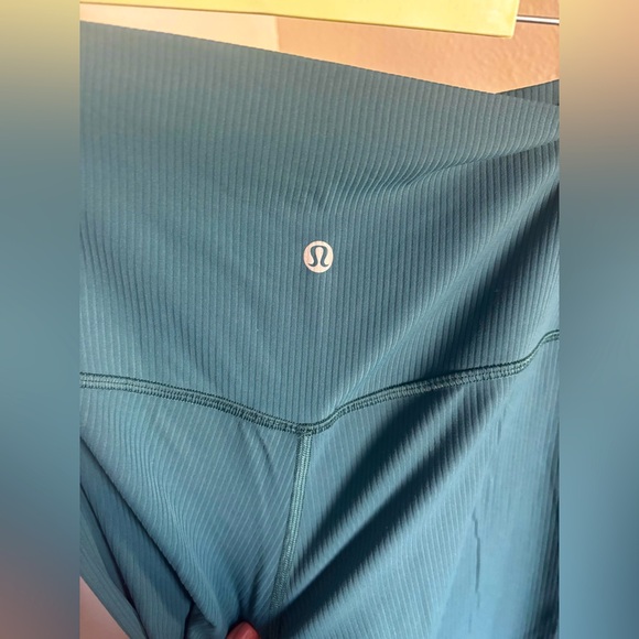 Lululemon Ribbed Align Leggings - Picture 3 of 6